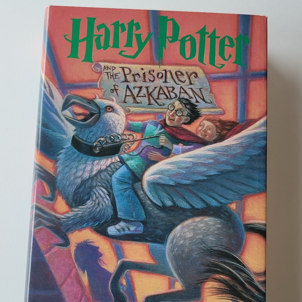 Harry Potter and the Prisoner of Azkaban Hardcover) by J. K. Rowling